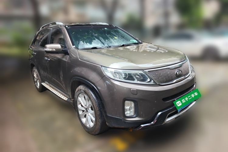 Used Kia Sorento 2013 2.2T 5-Seater Diesel Supreme Edition Front Right 45 Deg