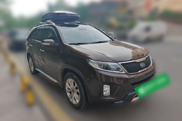 Used Kia Sorento 2013 2.4L 7-Seater Gasoline Luxury Version China IV Standard Front Right 45 Deg