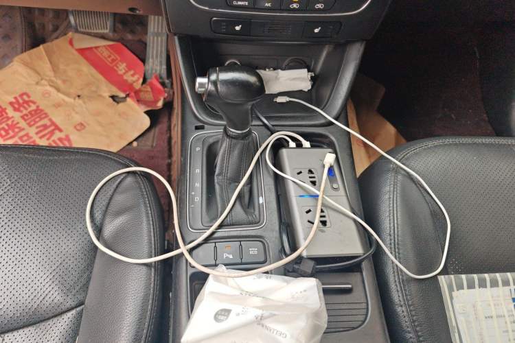 Used Kia Sorento 2013 2.4L 7-Seater Gasoline Luxury Version China IV Standard Gear Lever