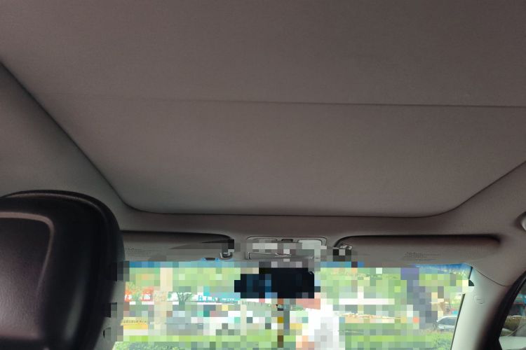 Used Kia Sorento 2013 2.4L 5-Seater Gasoline Supreme Edition Headliner