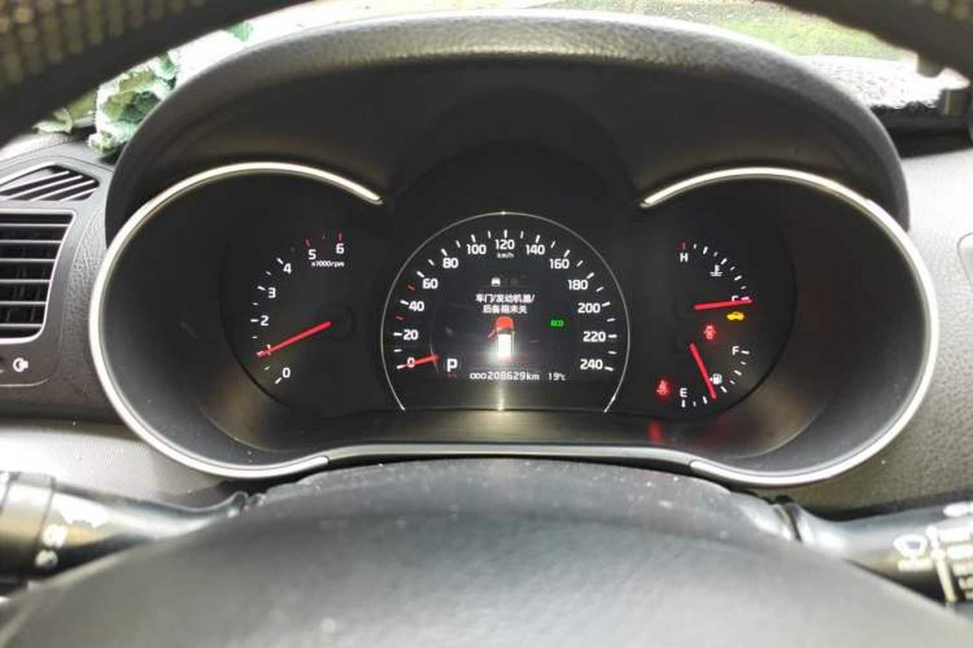 Used Kia Sorento 2013 2.2T 5-Seater Diesel Supreme Edition Instrument Cluster