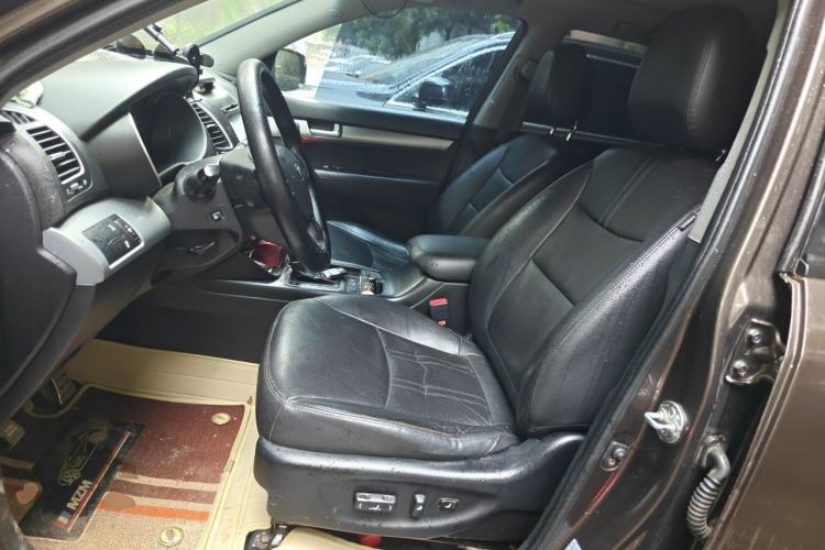 Used Kia Sorento 2013 2.2T 5-Seater Diesel Supreme Edition Left Front Seat