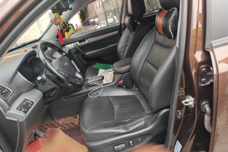 Used Kia Sorento 2013 2.4L 7-Seater Gasoline Luxury Version China IV Standard Left Front Seat