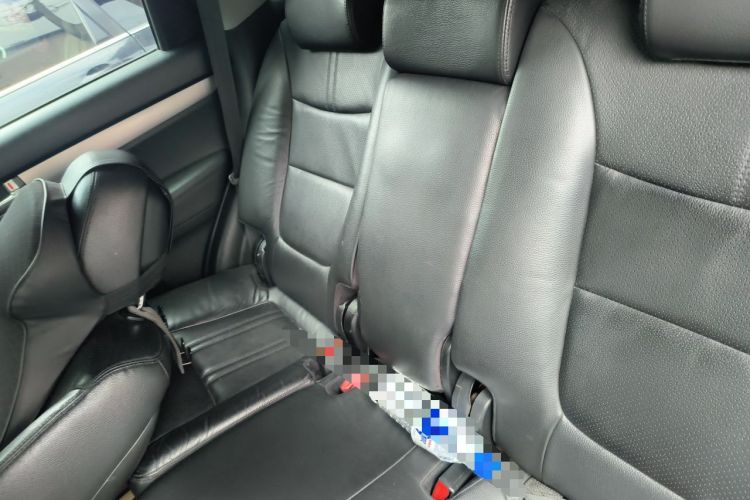 Used Kia Sorento 2013 2.4L 5-Seater Gasoline Supreme Edition Left Rear Seat