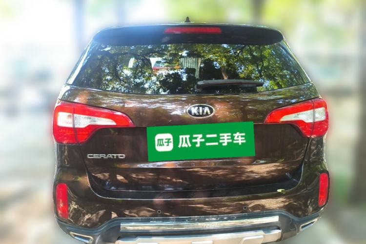 Used Kia Sorento 2013 2.4L 7-Seater Gasoline Supreme Edition China IV Standard Rear