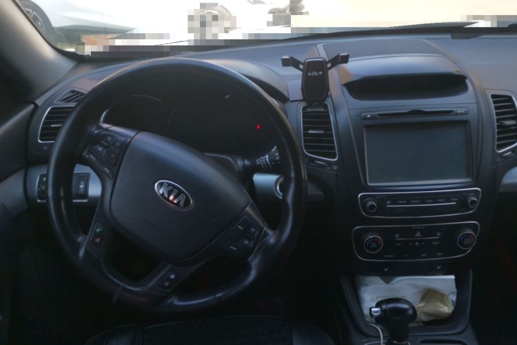 Used Kia Sorento 2013 2.2T 5-Seater Diesel Luxury Edition Steering Wheel