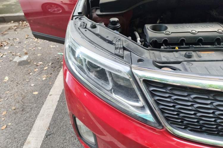 Used Kia Sorento 2013 2.4L 7-seat Gasoline Luxury Edition Right Front Headlight