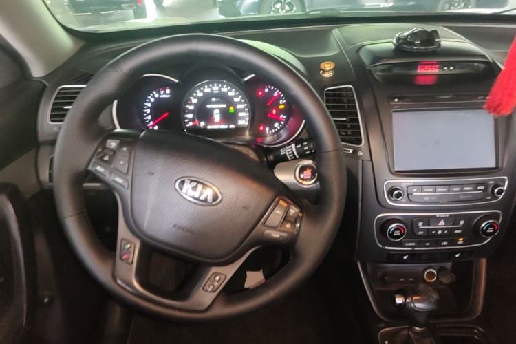 Used Kia Sorento 2013 2.4L 5-seat Gasoline Luxury Edition Steering Wheel