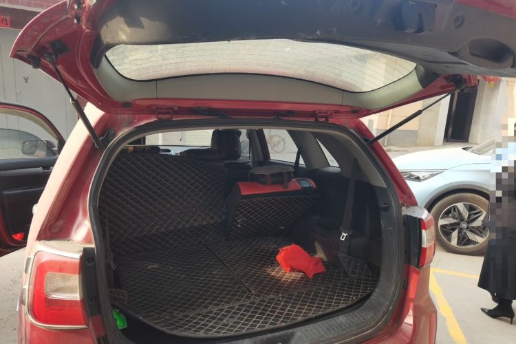 Used Kia Sorento 2013 2.4L 7-Seater Gasoline Comfort Version China IV Standard Trunk