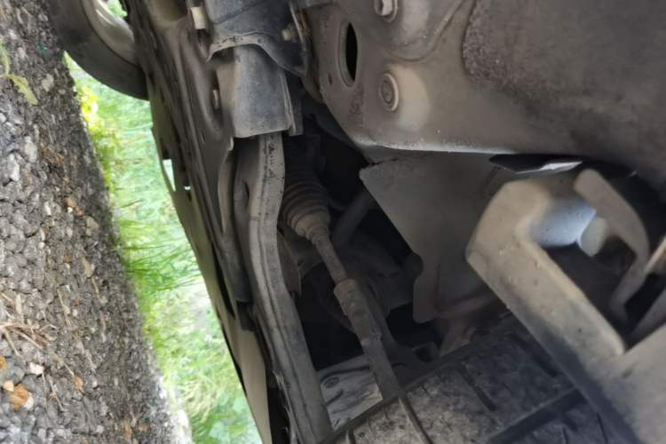 Used Kia Sorento 2013 2.2T 7-seat Diesel Comfort Edition Chassis Front Right