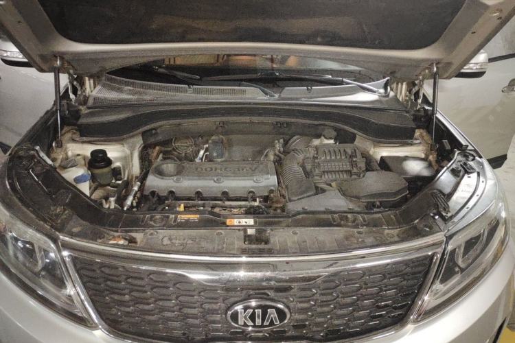 Used Kia Sorento 2013 2.4L 7-seat Gasoline Luxury Edition Engine Bay