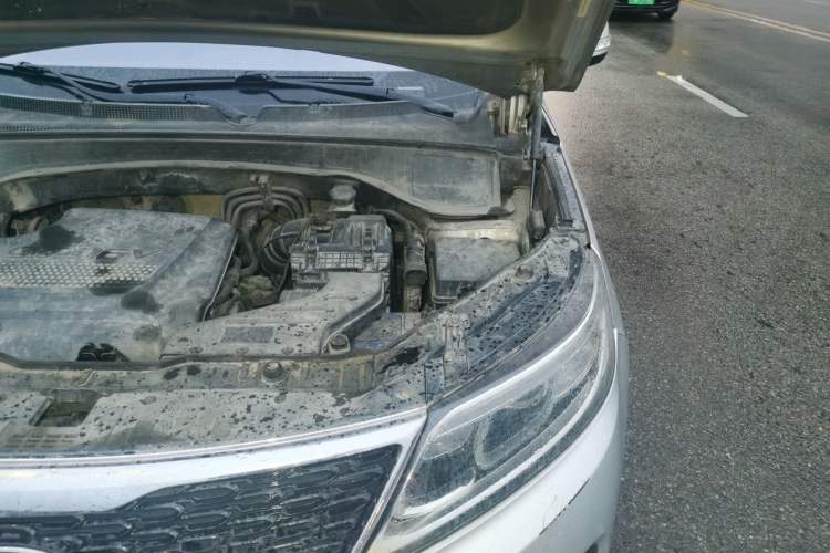 Used Kia Sorento 2013 2.2T 7-seat Diesel Luxury Edition Engine Bay Left