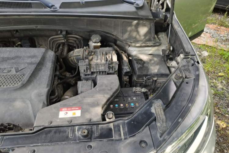 Used Kia Sorento 2013 2.2T 7-seat Diesel Comfort Edition Engine Bay Left