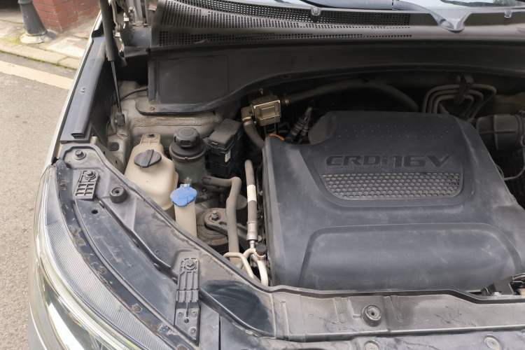 Used Kia Sorento 2013 2.2T 7-seat Diesel Luxury Edition Engine Bay Right