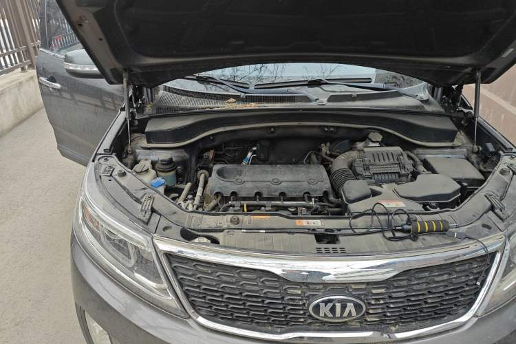 Used Kia Sorento 2013 2.4L 5-seat Gasoline Luxury Edition Engine Bay Right