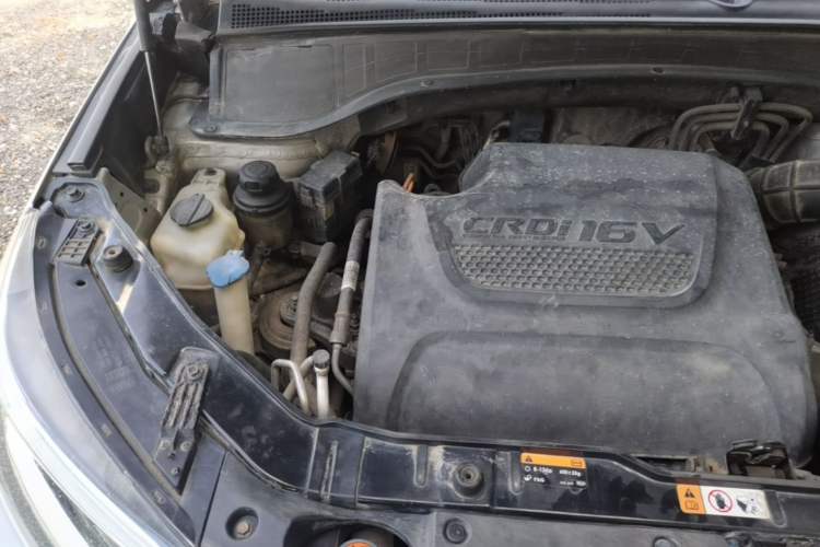 Used Kia Sorento 2013 2.2T 7-seat Diesel Comfort Edition Engine Bay Right