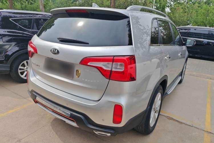 Used Kia Sorento 2013 2.4L 5-Seater Gasoline Supreme Edition Exterior 5