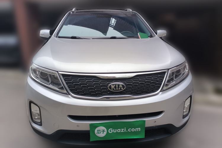 Used Kia Sorento 2013 2.2T 7-seat Diesel Luxury Edition Front