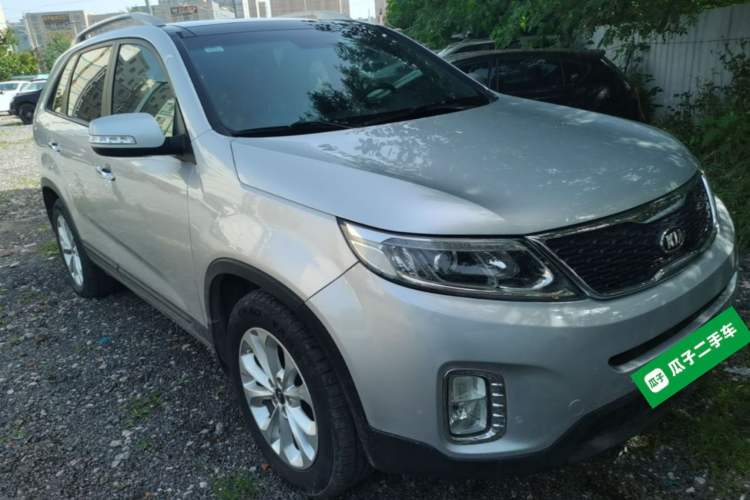 Used Kia Sorento 2013 2.2T 7-seat Diesel Comfort Edition Front Right 45 Deg