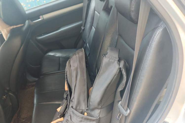 Used Kia Sorento 2013 2.4L 5-Seater Gasoline Comfort Version China IV Standard Left Rear Seat