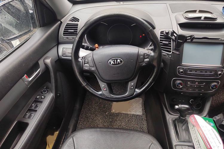 Used Kia Sorento 2013 2.2T 7-seat Diesel Luxury Edition Steering Wheel