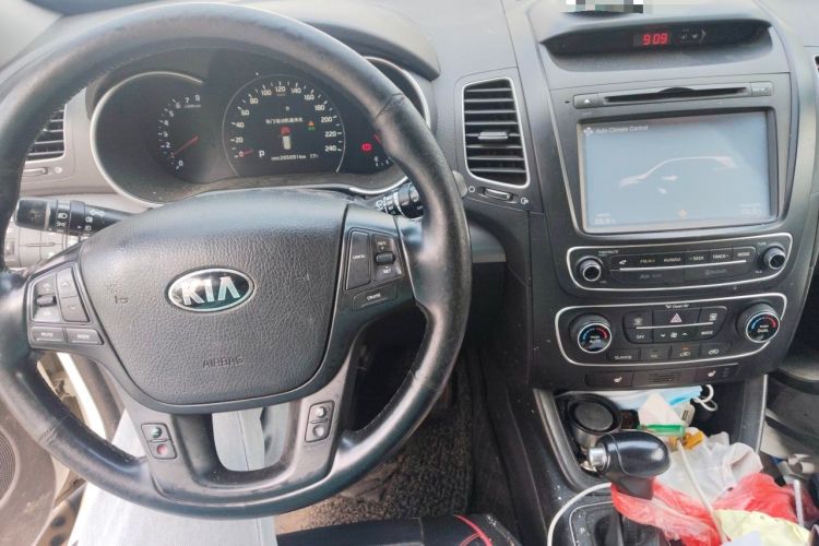 Used Kia Sorento 2013 2.4L 7-seat Gasoline Luxury Edition Audio And AC Panel