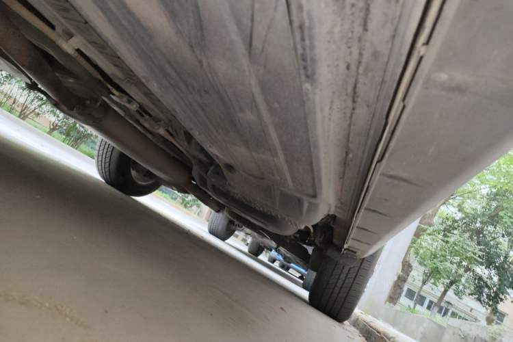 Used Kia Sorento 2013 2.4L 7-Seater Gasoline Comfort Version China IV Standard Chassis Front Left