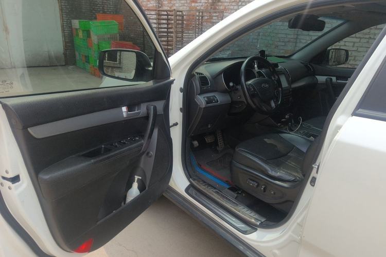 Used Kia Sorento 2013 2.2T 7-Seater Diesel Supreme Edition Driver Seat