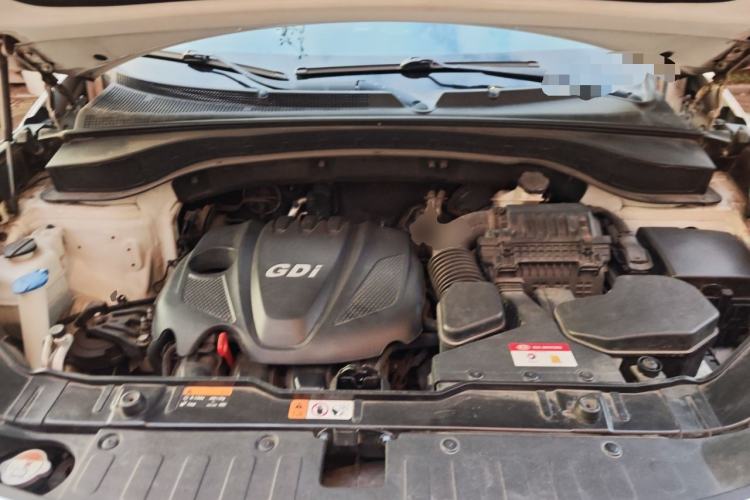 Used Kia Sorento 2013 2.4L 5-Seater Gasoline Comfort Version China IV Standard Engine Bay