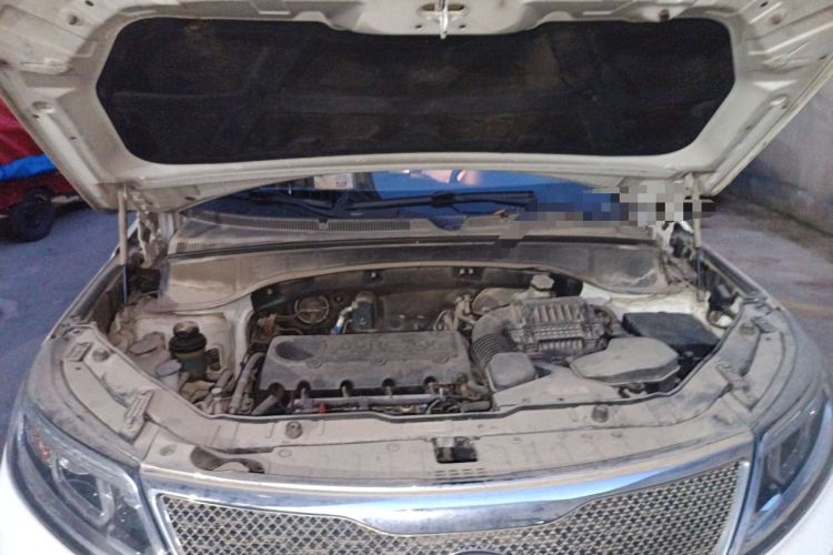Used Kia Sorento 2013 2.4L 5-seat Gasoline Luxury Edition Engine Bay