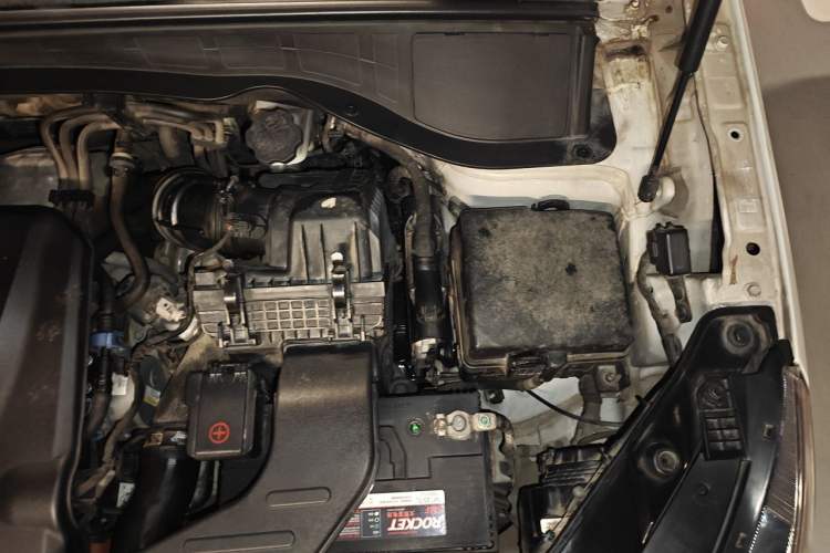 Used Kia Sorento 2013 2.2T 5-Seater Diesel Comfort Edition Engine Bay Left