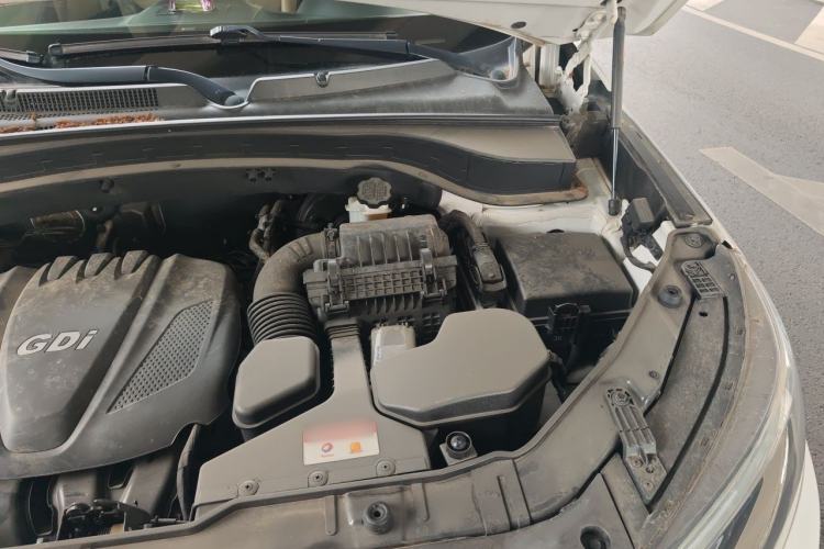 Used Kia Sorento 2013 2.4L 5-Seater Gasoline Supreme Edition China V Standard Engine Bay Left