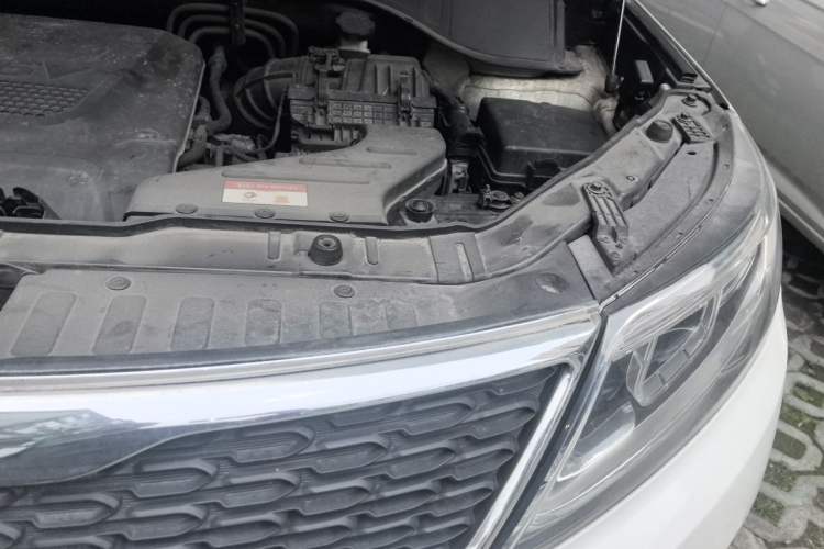 Used Kia Sorento 2013 2.2T 7-seat Diesel Luxury Edition Engine Bay Left