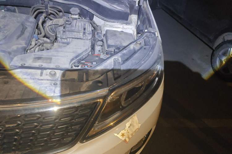 Used Kia Sorento 2013 2.2T 5-Seater Diesel Luxury Edition Engine Bay Left