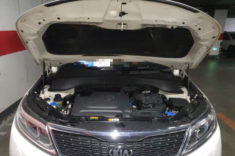 Used Kia Sorento 2013 2.2T 5-Seater Diesel Supreme Edition Engine Bay