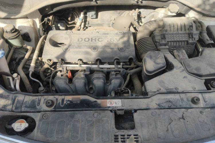 Used Kia Sorento 2013 2.4L 5-seat Gasoline Luxury Edition Engine Bay