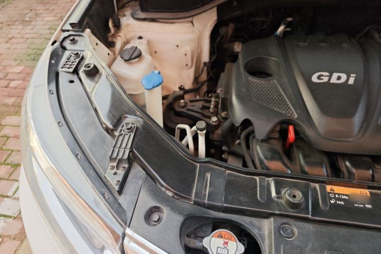 Used Kia Sorento 2013 2.4L 5-Seater Gasoline Comfort Version China IV Standard Engine Bay Right