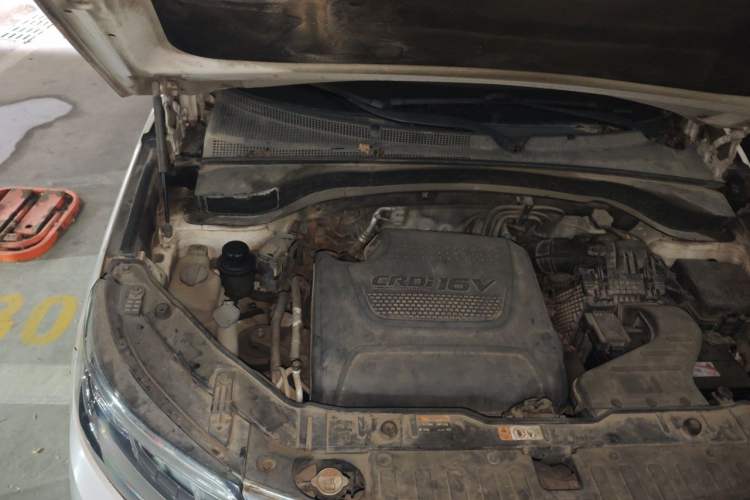 Used Kia Sorento 2013 2.2T 7-seat Diesel Comfort Edition Engine Bay Right