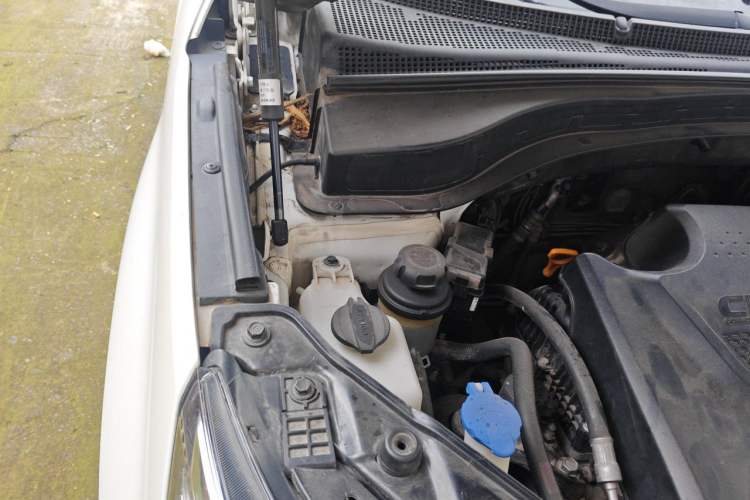 Used Kia Sorento 2013 2.2T 7-seat Diesel Luxury Edition Engine Bay Right