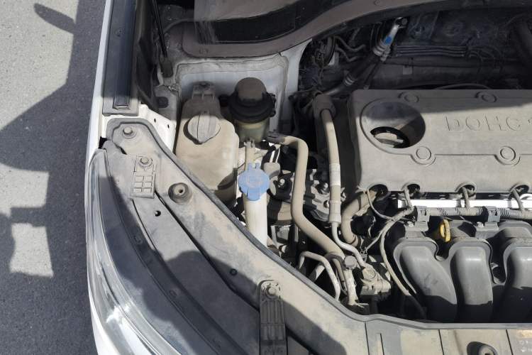 Used Kia Sorento 2013 2.4L 5-seat Gasoline Luxury Edition Engine Bay Right
