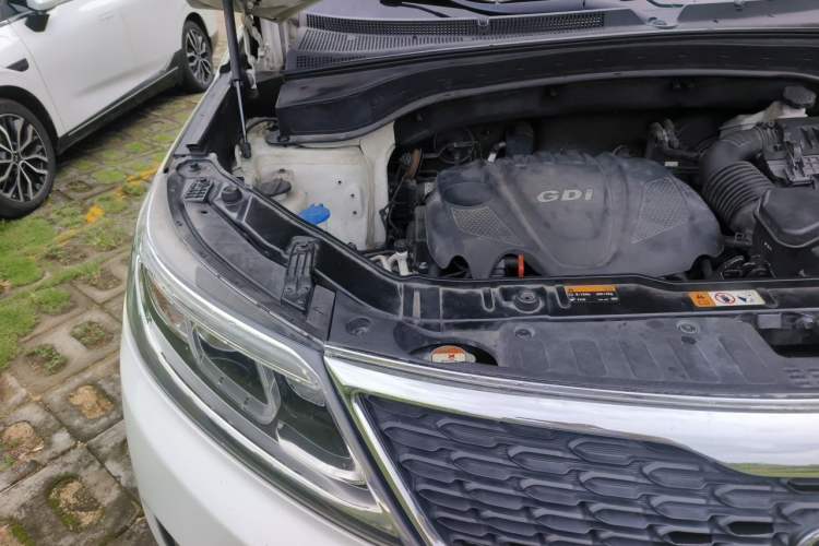 Used Kia Sorento 2013 2.4L 7-Seater Gasoline Comfort Version China IV Standard Engine Bay Right