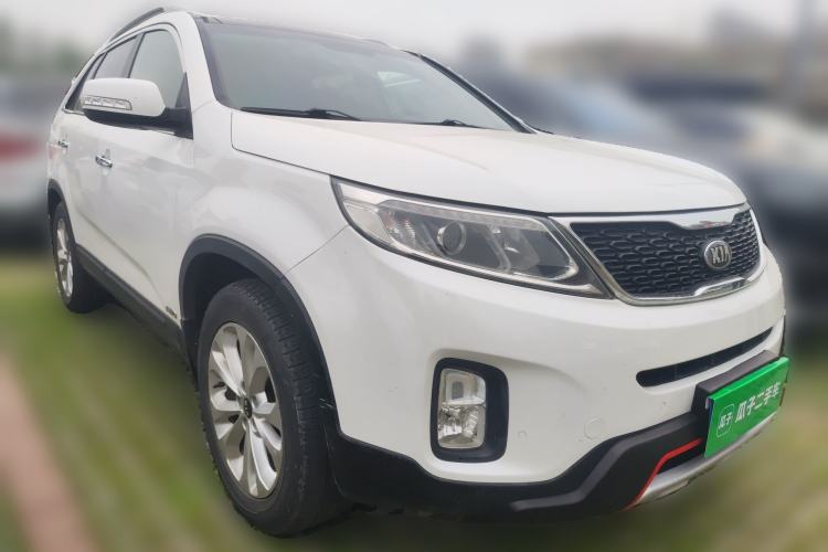 Used Kia Sorento 2013 2.4L 7-seat Gasoline Luxury Edition Front Right 45 Deg