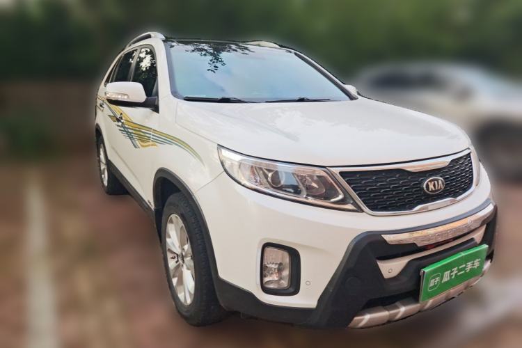 Used Kia Sorento 2013 2.4L 5-Seater Gasoline Comfort Version China IV Standard Front Right 45 Deg