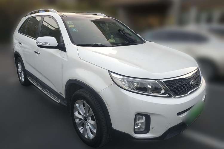 Used Kia Sorento 2013 2.2T 7-seat Diesel Comfort Edition Front Right 45 Deg