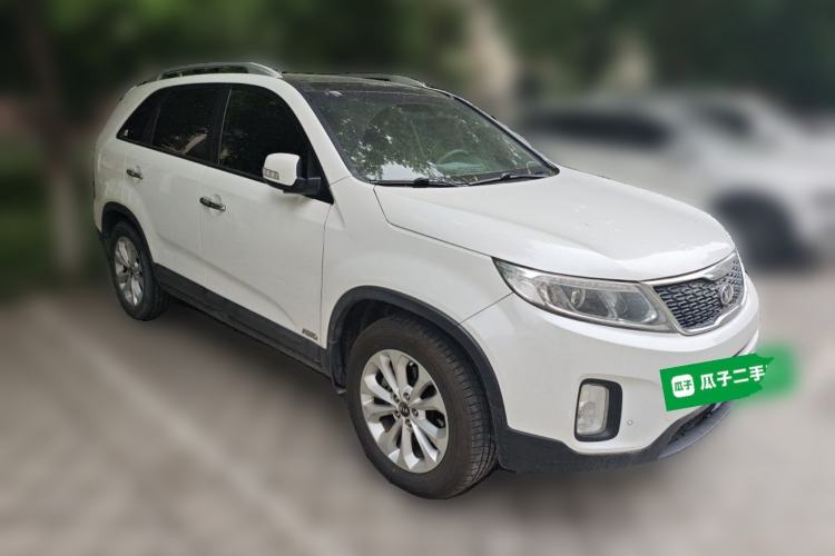 Used Kia Sorento 2013 2.4L 7-seat Gasoline Luxury Edition Front Right 45 Deg