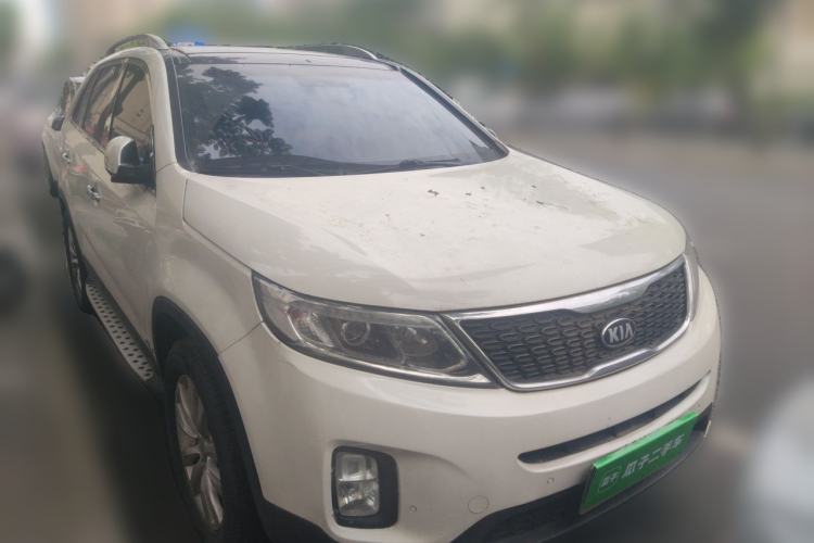 Used Kia Sorento 2013 2.4L 5-seat Gasoline Luxury Edition Front Right 45 Deg