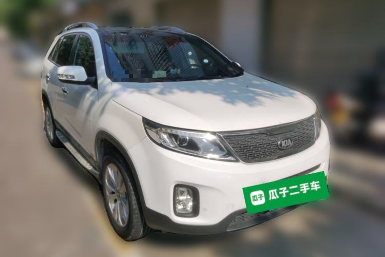 Used Kia Sorento 2013 2.2T 7-seat Diesel Luxury Edition Front Right 45 Deg