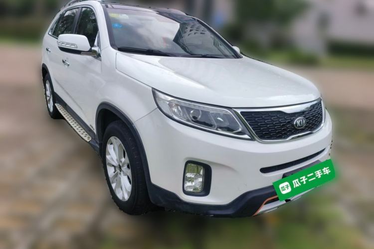 Used Kia Sorento 2013 2.4L 7-Seater Gasoline Comfort Version China IV Standard Front Right 45 Deg