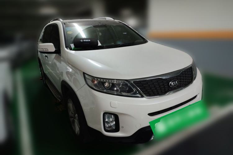 Used Kia Sorento 2013 2.4L 5-Seater Gasoline Supreme Edition China IV Standard Front Right 45 Deg