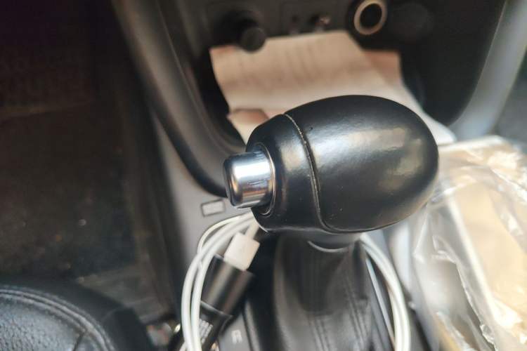 Used Kia Sorento 2013 2.4L 5-Seater Gasoline Luxury Version China V Standard Gear Lever